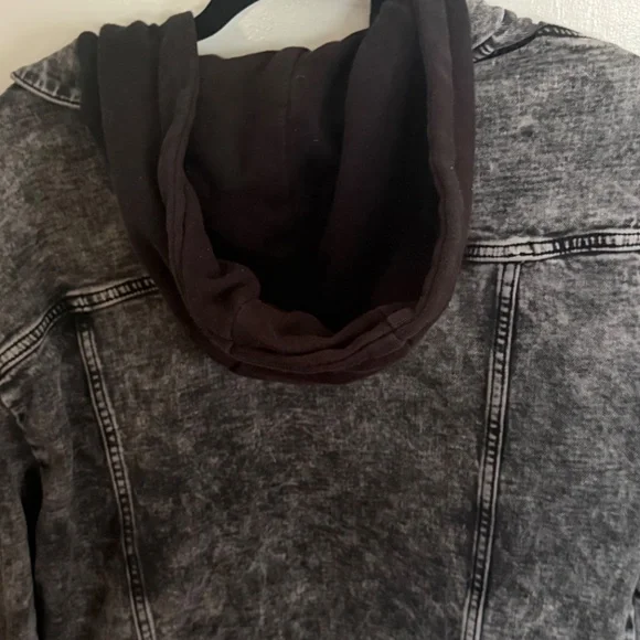 2X Blue Crown Acid Wash Denim Jacket 2XL Hooded Grey Skater Tillys - Picture 5 of 10